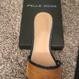 PELLE MODA  INDIGO SANDALS